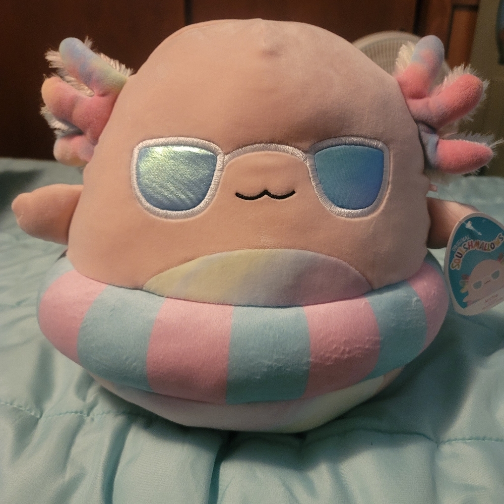 Archie summer 2022 squishmallow